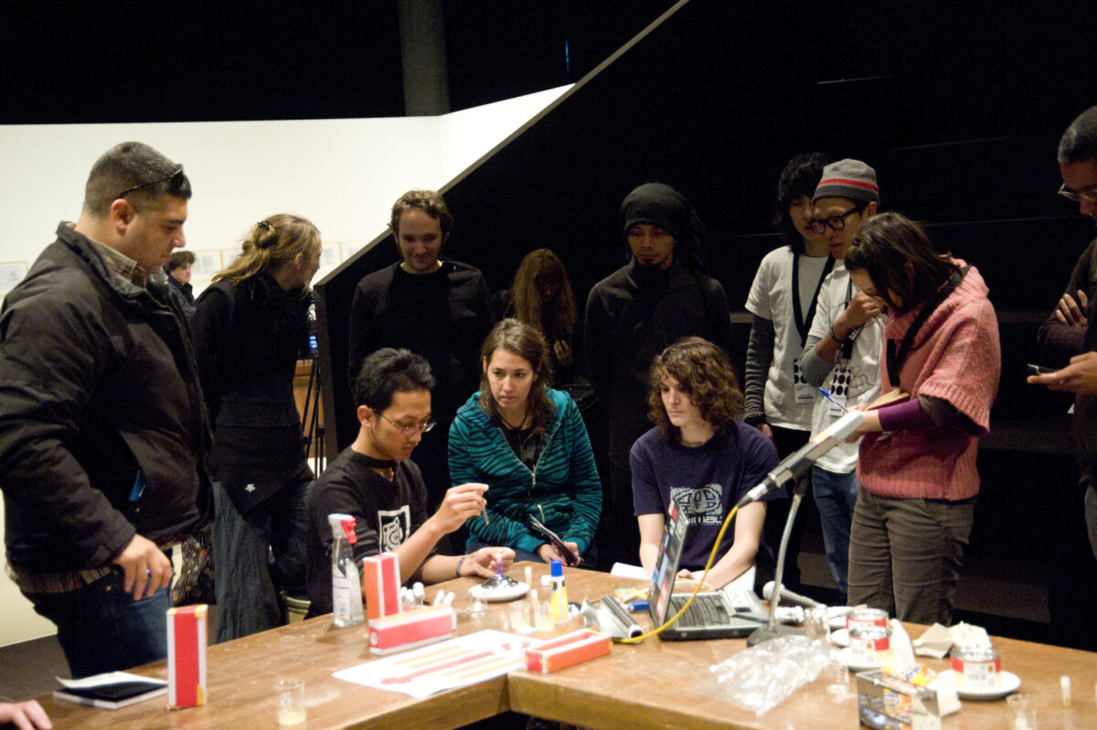 HONF20 20 Intelligent20 Bacteria20 Workshop20by20 Jonathan20 Groeger2020transmediale205415087305