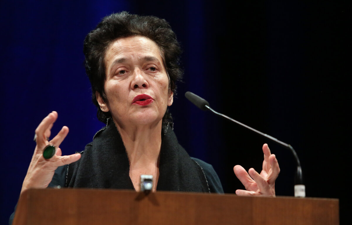 Françoise Vergès delivering her keynote "Politics of Forgetfulness"