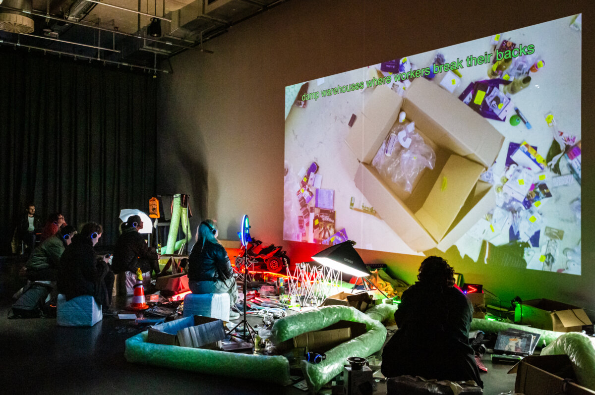 Tm24 ABOXISABOXISABOX silentgreen Kulturquartier Betonhalle 1363 CCBYNCSA Laura Fiorio 007