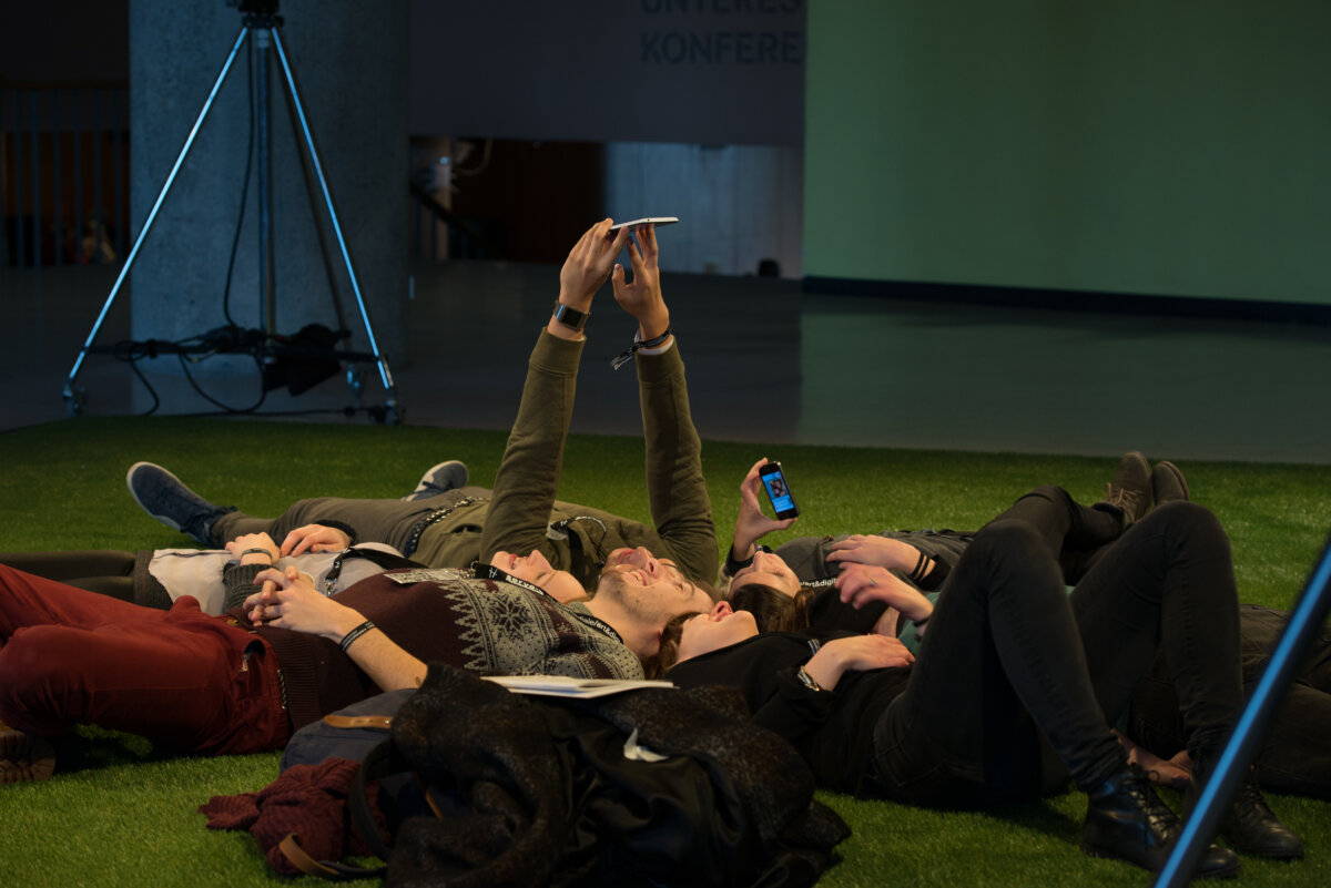 Transmedialeconversationpiece2024208688434