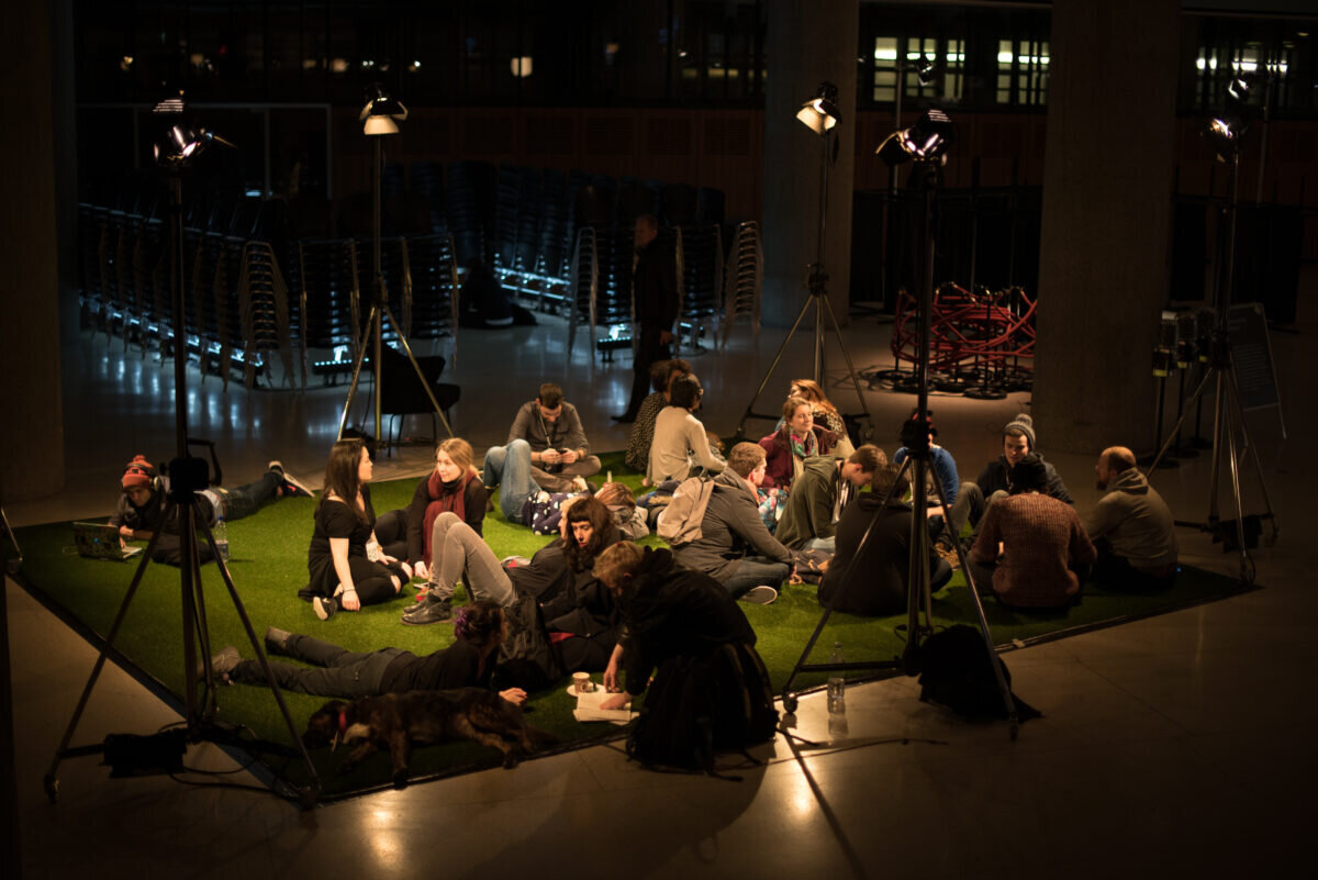 Transmedialeconversationpiece2024935252995